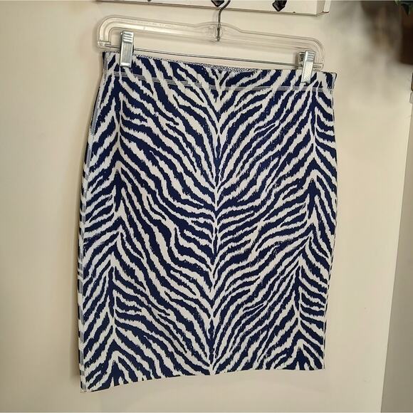 J. McLaughlin ‘Halle’ Reversible Zebra Print Skirt in Navy Blue & White Size XS - Picture 1 of 6